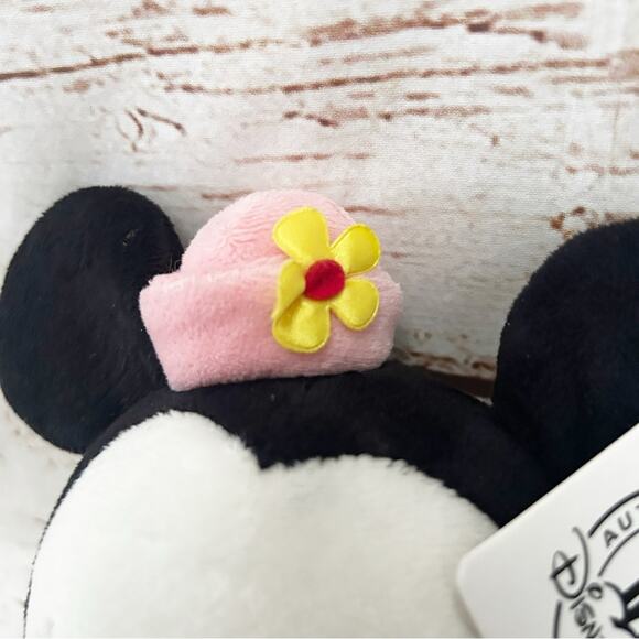 DISNEY PARKS Rare Classic Pink Minnie Mouse Plush 9” - Picture 2 of 7